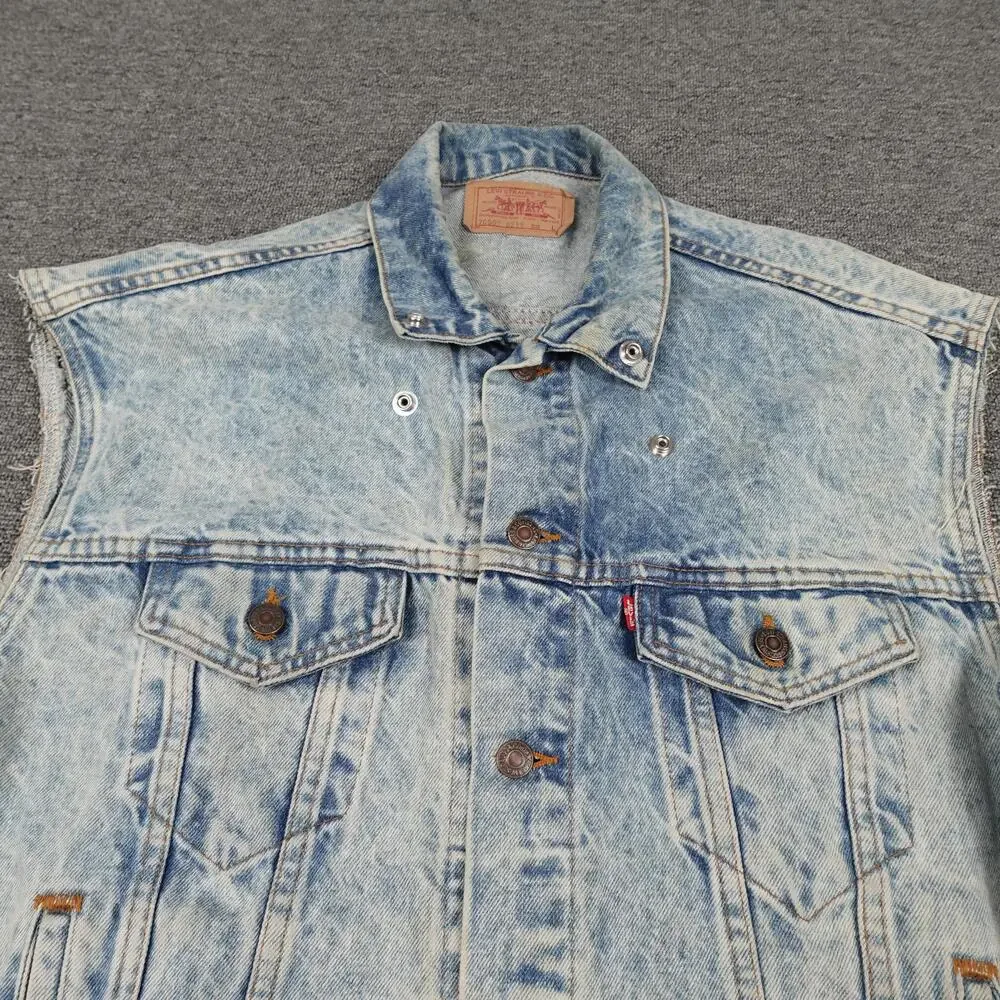 Vintage Levi's Vest Mens Large Light Blue Denim Cutoff Trucker Biker USA 80s